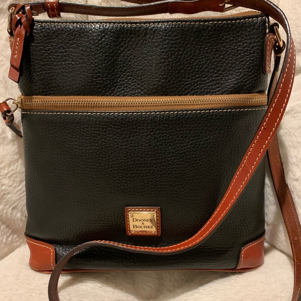 Dooney & Bourke